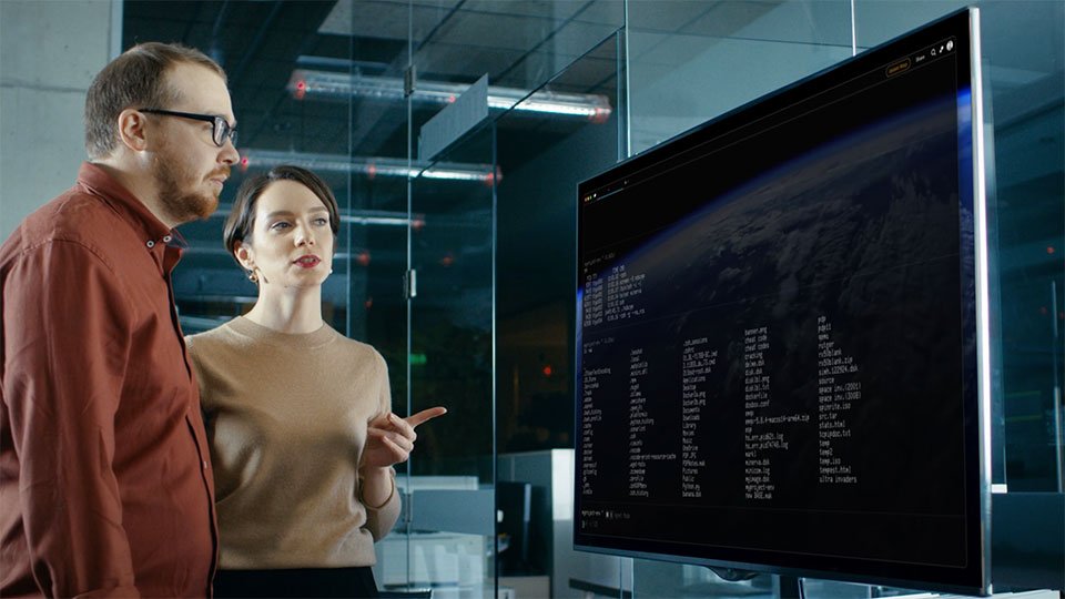 MultiViewer focus mode with one screen zoomed full display